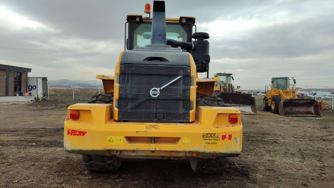 VOLVO L120GZ